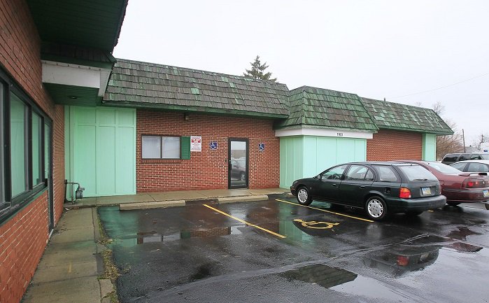 LifeNewsToo's tweet photo. Toledo, Ohio Abortion Clinic Stops Doing Surgical Abortions After Losing Its Medical License https://t.co/CJ7o6gUALK #ProLifeWalkout #prolifegen https://t.co/Cci3HzxXGC