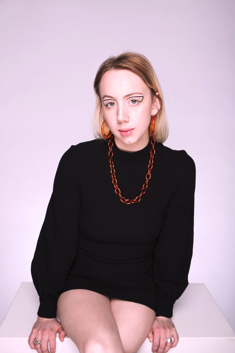 PREMIERE:  #Montreal’s Pallice are gearing up to release their debut EP 'Aesthetic' through #Ottawa label <a href="/sosorryrecs/">So Sorry Records</a> this spring, and we’re excited to premiere their brand new track “Prince Charles.” bit.ly/2I3Wy35