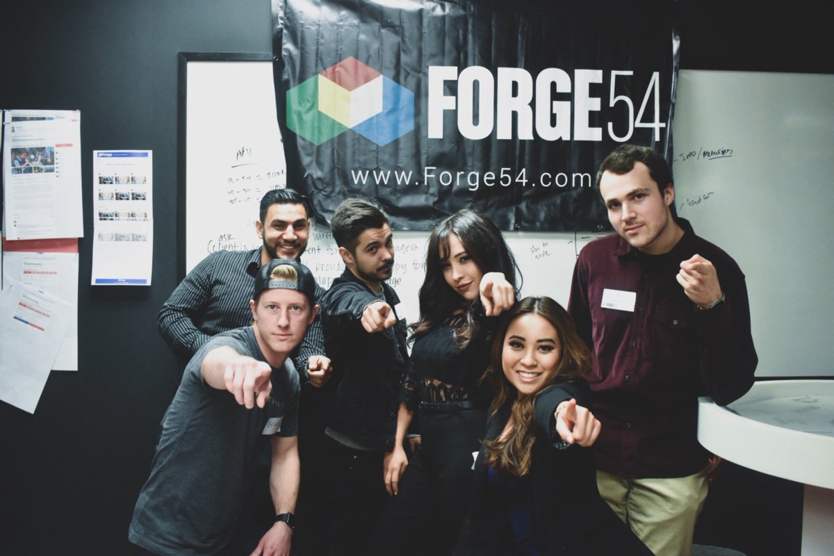 Twitter asks, “What’s happening?” Oh.. that’s what’s happening 👇🏻👇🏻👇🏻👇🏻👇🏻

Cheers to a great night with talented individuals. We’re beyond stoked to be apart of an industry with killer people.

Counting down the days til the next Connect👊🏼👌🏼🍻