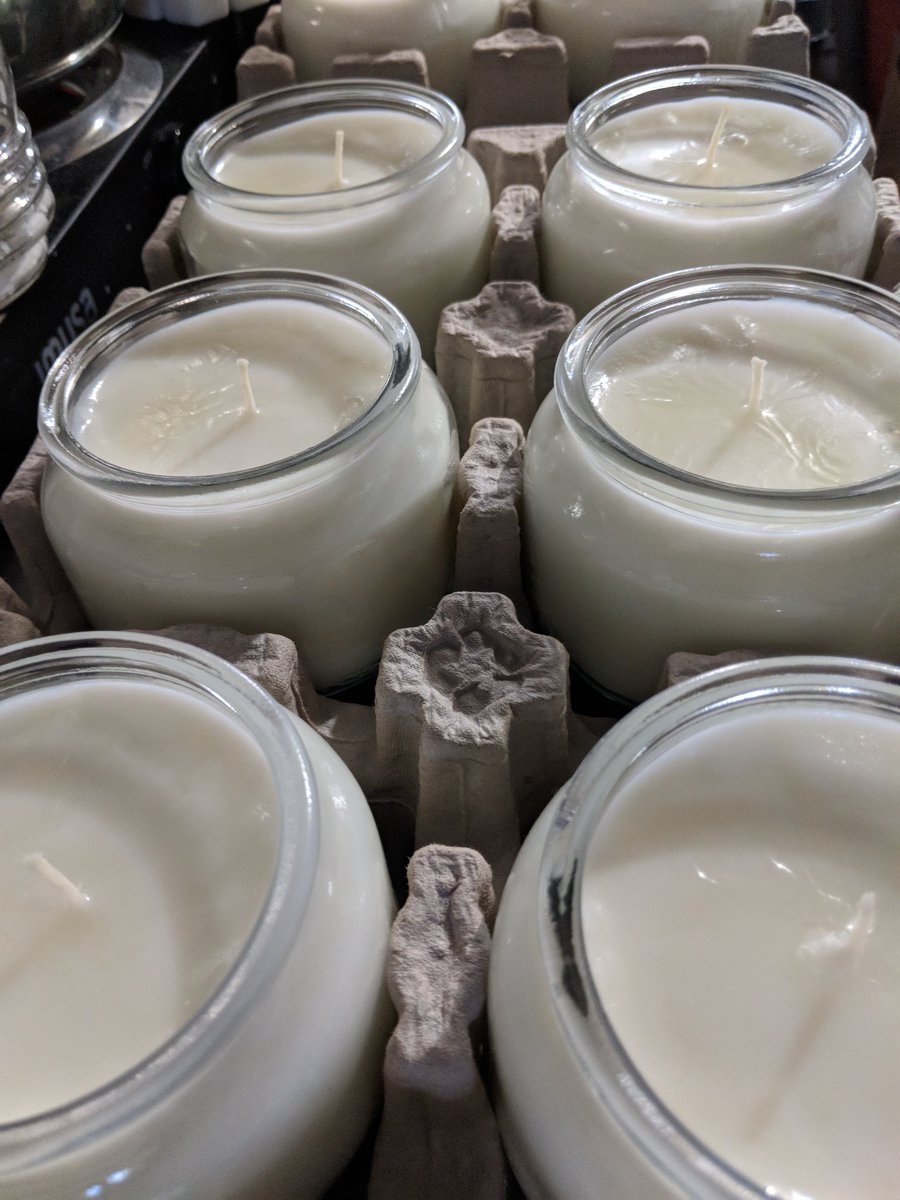 RaKaElements's tweet photo. Getting a last batch of candles ready for this weekend and our first time at Midtown Farmers Market! Come down and check us out as well as a large variety of vendors! #RaKaLove #Soycandles #handcrafted #AmericasHeartland https://t.co/eE6I7E3R5o