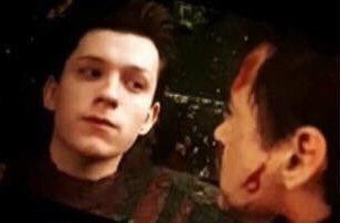 Si van al cine a ver #AvengersInfinityWars no vayan a decir que se muere Spiderman y que los &uacute;nicos que<a href="/tag/avengersinfinitywars"class="tags">#AvengersInfinityWars</a>