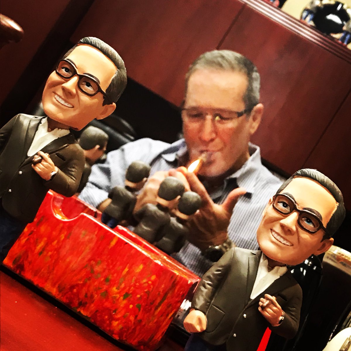 alecbradley's tweet photo. Alan and his minions plotting the next Alec Bradley global release... #AlecBradley #LiveTrue #alecbradleycigars  #sotl #botl #pssita #AlanRubin https://t.co/PrfWFdep4m