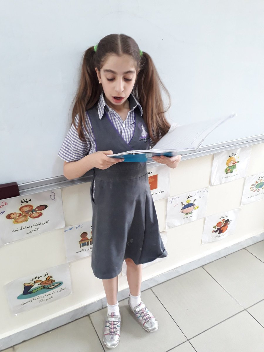 Fatimaarabi5's tweet image. There is no elevator for sucess.You have to take the stairs # grade 4 learners presenting confidently #globalwarming #pollution #importanceoftrees @DawhaHighSchool