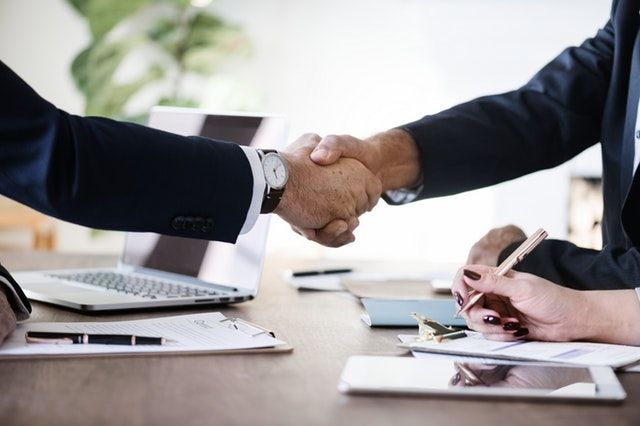UFEric's tweet photo. 🏘️ Learn About How The Home-Buying Closing Process Works! 🏘️ https://t.co/5eWWKE2SKs https://t.co/BvEqklHiKx