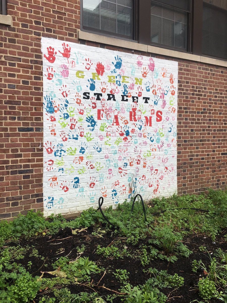 BeckerAngelaM's tweet photo. Great visit at #GSA with some awesome students. They show passion for agriculture as well as conversation. #PSUAgEd18 https://t.co/OVILWbJRC6