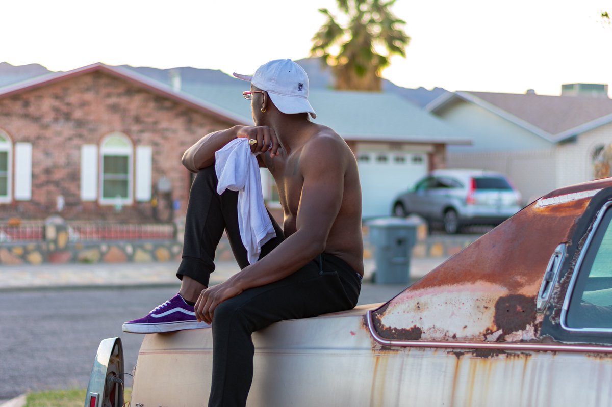 IAmKingRicky's tweet photo. Need a dope photographer? @chrisbrown @chancetherapper @LILUZIVERT @lilpump @smokepurpp @kanyewest @LilSkies @FamousDex @richthekid @YBNNahmir @ImAsianDoll @CubanDaSavage @NICKIMINAJ @Migos @iamcardib @lilyachty @iamkevingates https://t.co/MtvyNw6Lnm