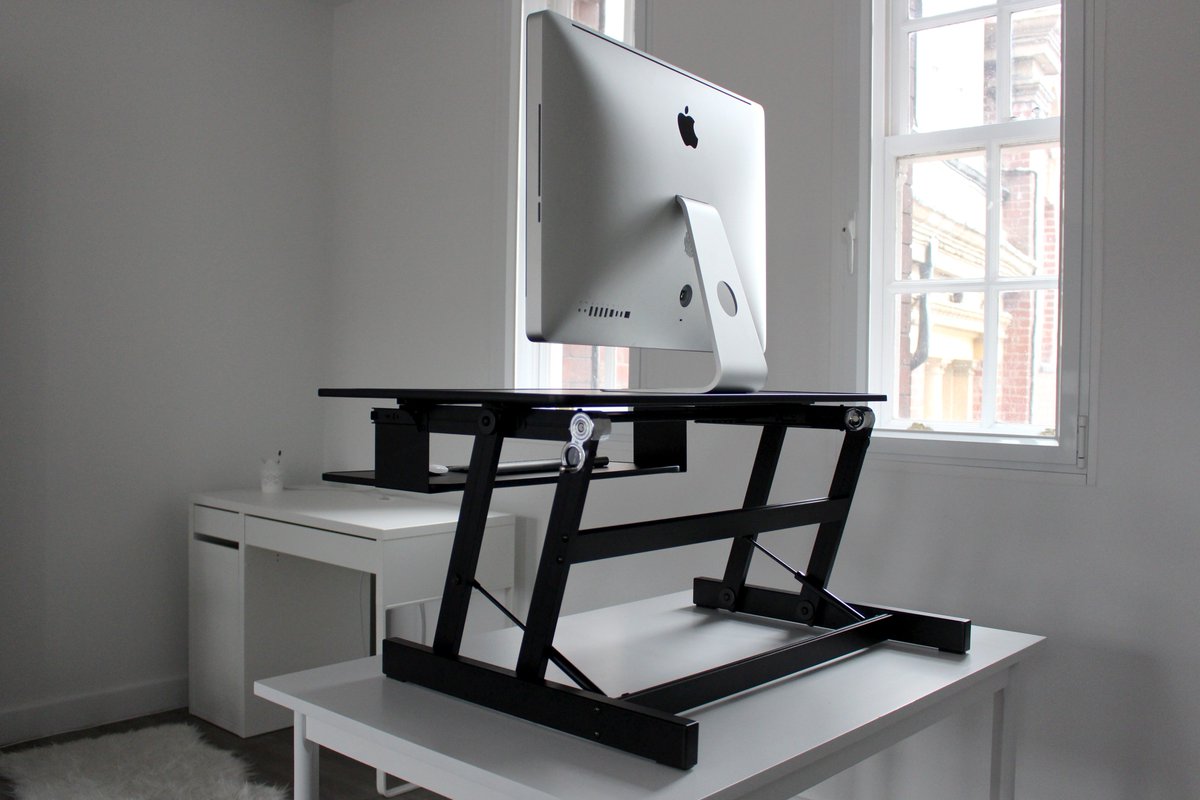 backpainhelp_co's tweet photo. Save over £100 in our best ever Standing Desk sale! Only £145.99 for this weekend only! 

Use code: 'DESK100' at checkout. Offer ends Sunday at midnight!

Shop now >> https://t.co/JMb5yFBQKh

#standingdesk #work #health #backpain https://t.co/AQopVgobgq
