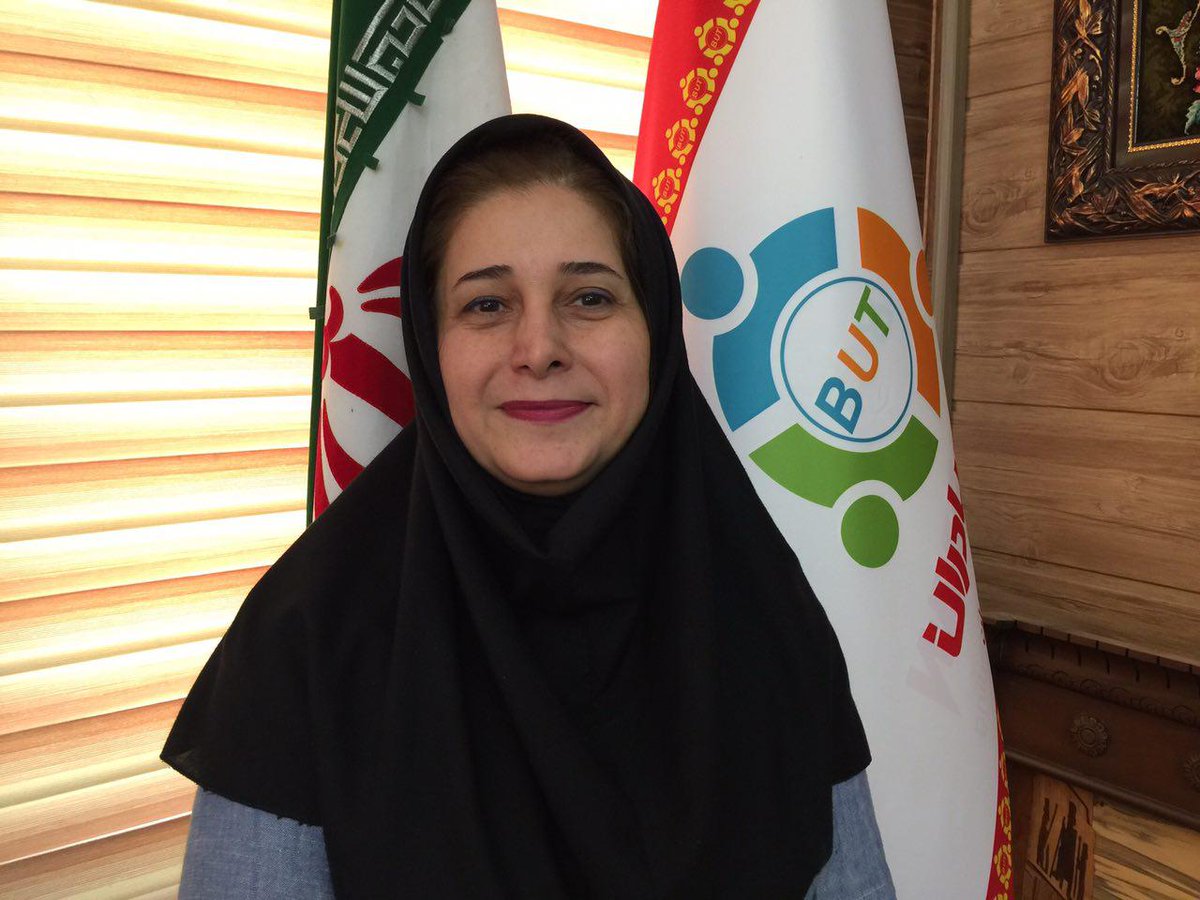 dw_persian's tweet photo. شهره موسوی،مدیرعامل باشگاه فوتبال بادران تنهازنی است که درفوتبال ایران مدیرعامل یک باشگاه شده است.به نوشته روزنامه همشهری،خانم موسوی گفته است:به‌عنوان مدیرعامل باشگاه به ورزشگاه راهم ندادند واین بدترین توهین بود. نه‌ تنها اجازه ورود به ورزشگاه را به من ندادند، بلکه توهین هم کردند https://t.co/qY55GF3MsU