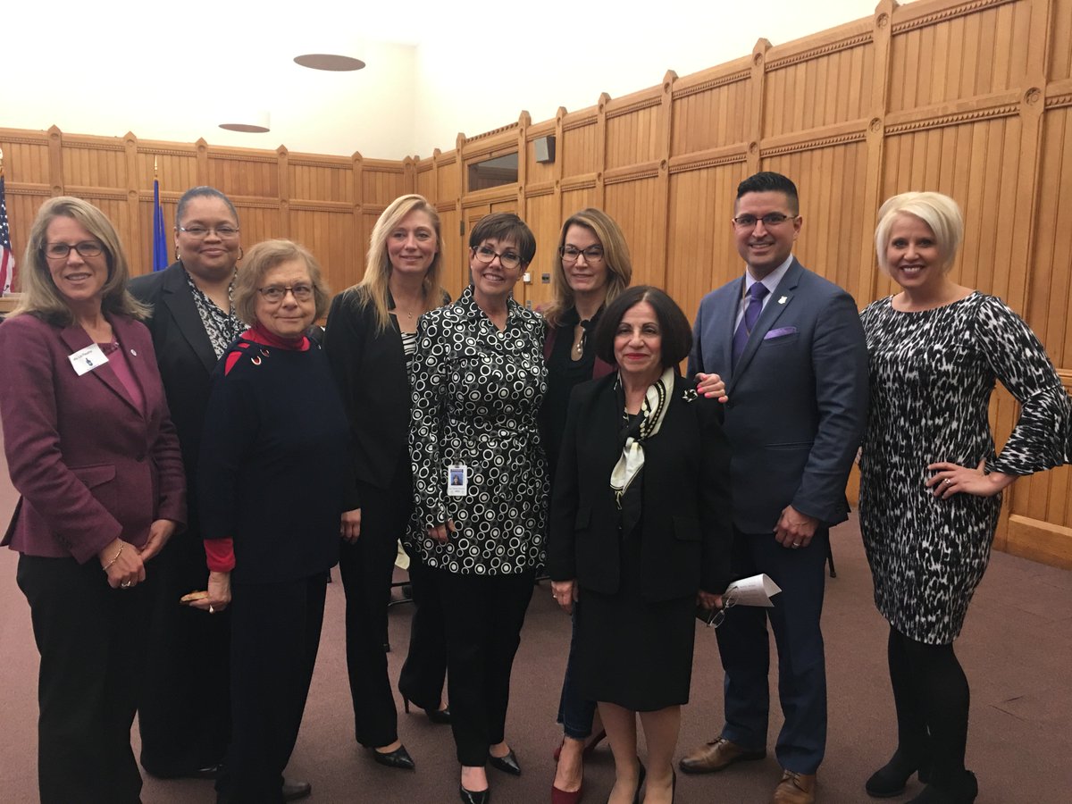 Ruling Our eXperiences, Inc. (ROX) tweet media