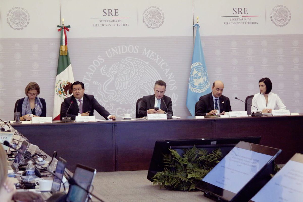 yolamtzm's tweet photo. Prosperidad económica y consideraciones de desarrollo. ¿Cómo impactarán la #IA, automatización, biotecnología, nanotecnología y la tecnología digital en los países más pobres? @ONUMX @SRE_mx #TechnologicalChanges #EDN https://t.co/W6QI9Etv8u