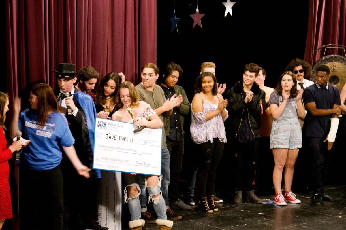 Moorpark Reporter tweet media