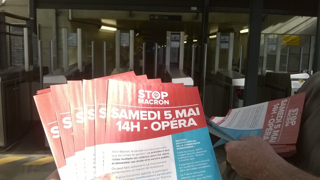 Insoumis φ Conflans tweet media