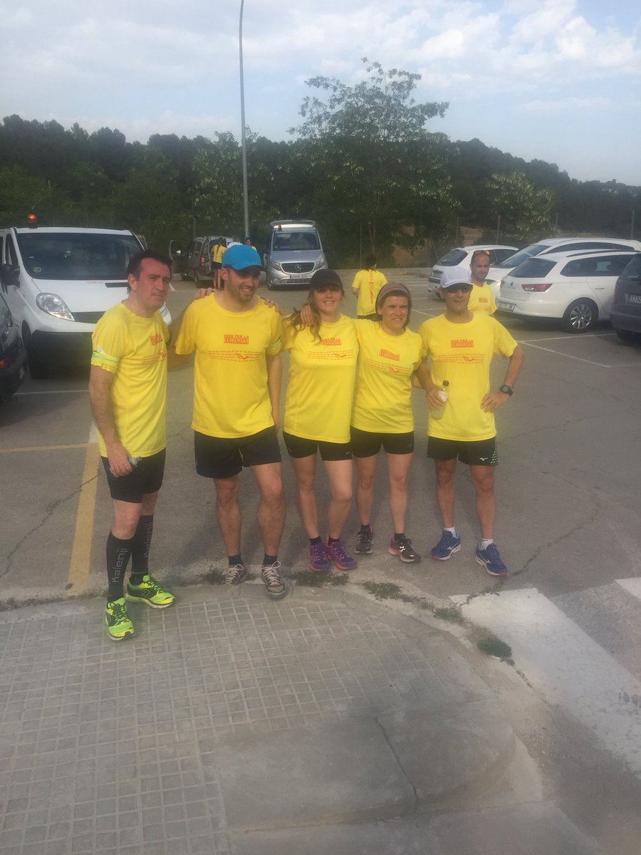 Seguim!!! Aquests valents ara sortiran de Sant Esteve Sesrovires per seguir amb pas ferm cap a les presons! #elscatalansfemcoses #KMSxlaLLIBERTAT  <a href="/Arcadi42/">Arcadi Alibés</a> <a href="/naciodigital/">NacióDigital</a> <a href="/SantEsteveSes/">St Esteve Sesrovires</a> <a href="/tv3cat/">TV3 és ara @Som3Cat</a> <a href="/EsportistesxR/">EsportistesxRep</a> <a href="/elnacionalcat/">ElNacional.cat</a>