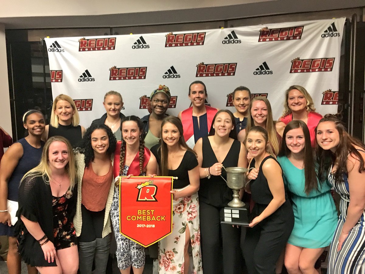 Angela_SEBBall's tweet photo. Among the awards this team received last night, nothing compares to receiving the Judith Burling Cup. 🏆 These incredible women collectively achieved the highest team GPA with a 3.48 🙌 #hardworkpaysoff #careerdriven #averageiseasy #SOproud https://t.co/b6MIu5LCu2