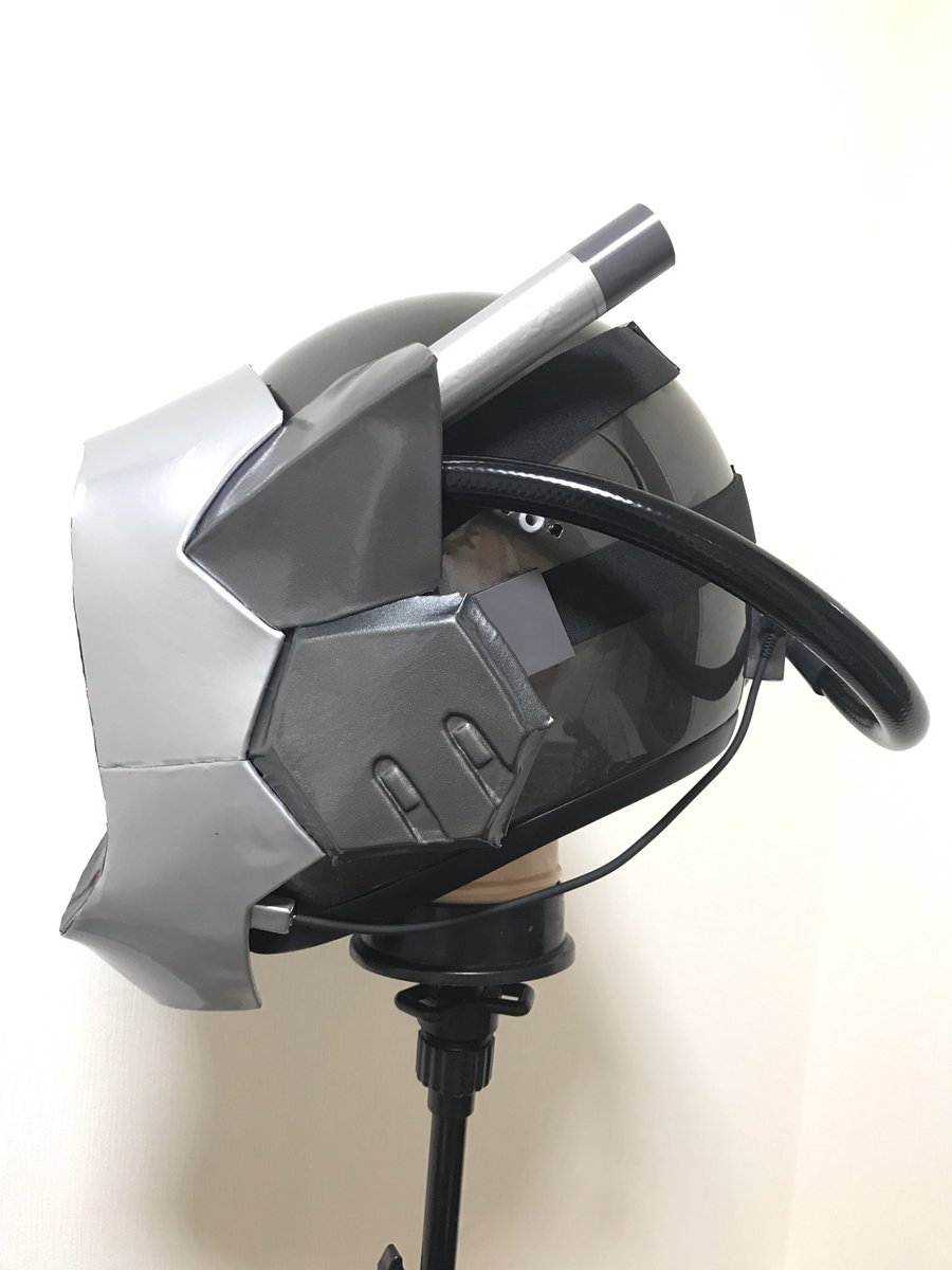 カイザー ドミネーターとsg型とダンゴムシ工場 Twitterren Psycho Pass サイマティックスキャン妨害ヘルメット とりあえず出来た ヘルメット本体は設定と同じくバイク用を使用したから重いデカイ 一週間ちょいでよくやったもんやw そりゃアニメ8クール分ちょい