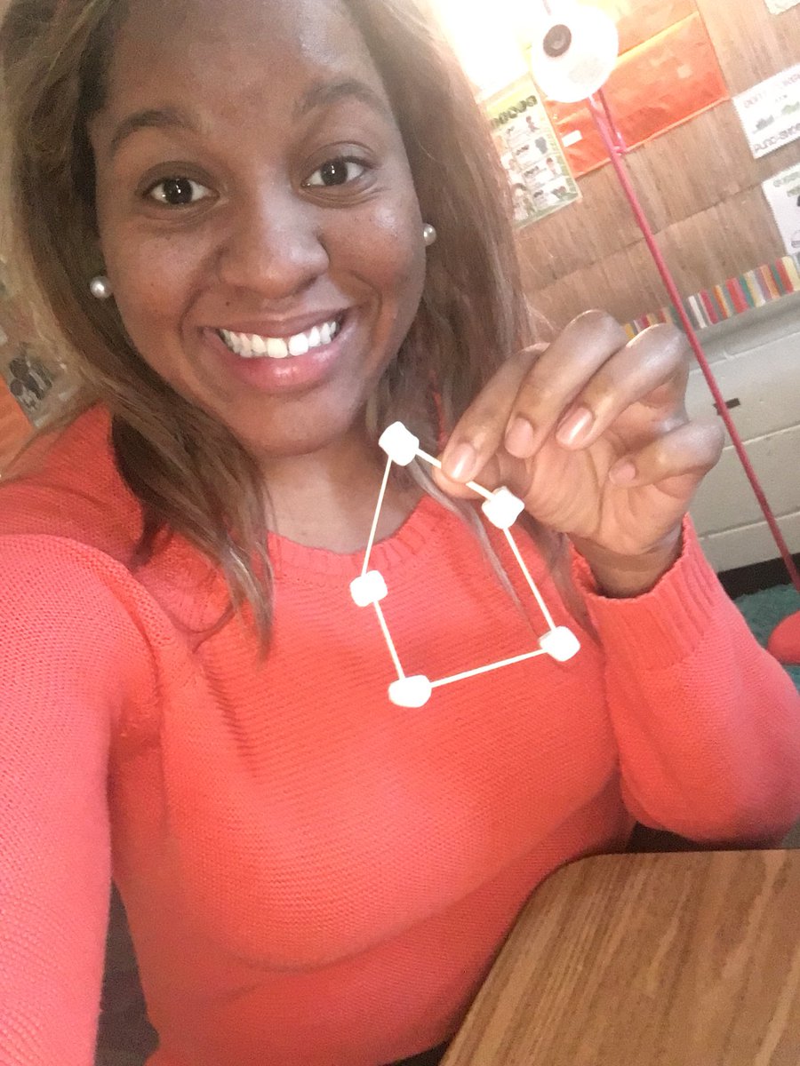 aloha_kinder's tweet photo. Constructing 2-D shapes aka Plane shapes ! Hands on math #alohafirstgrade https://t.co/zSwgL9C8NP