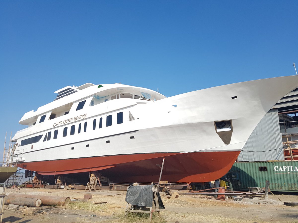 DavalosFunes's tweet photo. Por fin estamos listos para la bajada. #PRONAV #proyectosnavales . Buscanos para construccion naval y mantenimiento @Lenin @pronobisEC https://t.co/9etP79MKqX