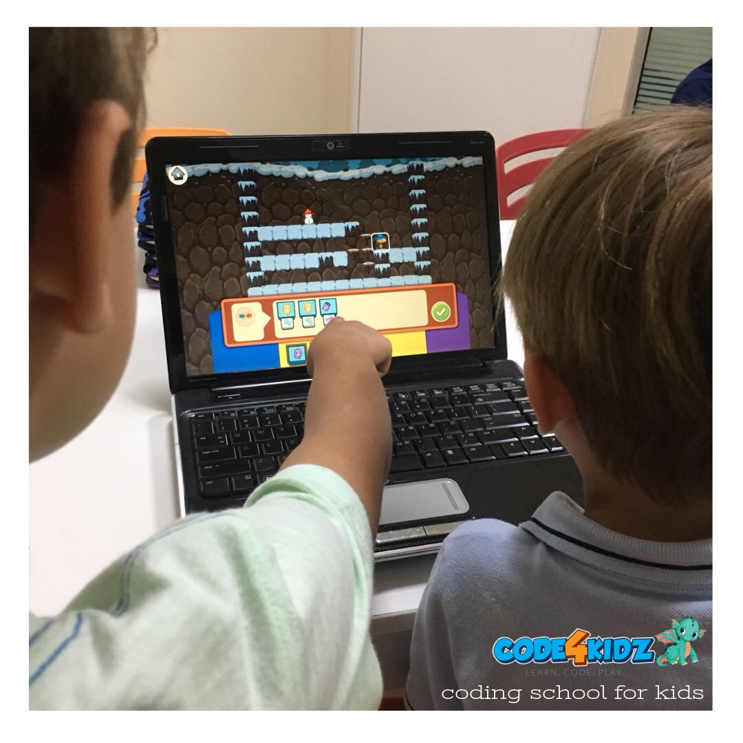 Bricks4KidzBarr's tweet image. Programar ou aprender inglês? E se você pudesse fazer os dois? 😉
.
#code4kidz #coding #programacaoinfantil #bricks4kidzbarra