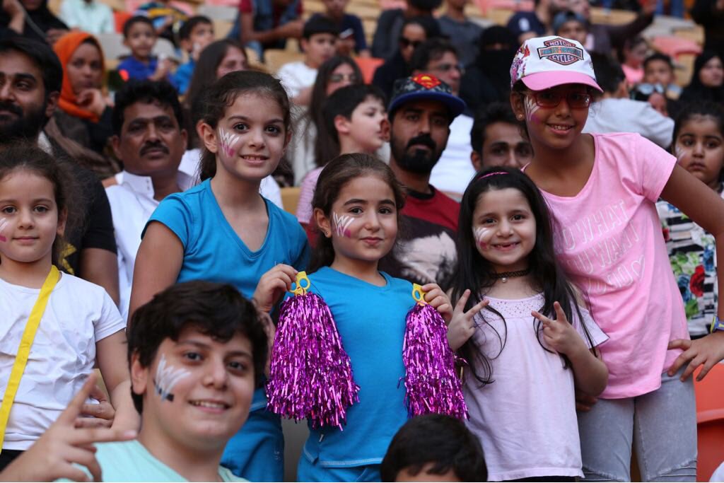 sport24_tv's tweet photo. 🤼‍♂️ يا ابتسامات البراءة..

يا بدايات الفرح..

 #أعظم_رويال_رامبل https://t.co/DSKia4OnJO