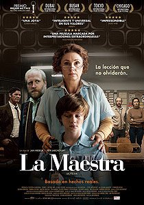 ArcadiaChile's tweet photo. 02/05 en @cineuc: Estreno de LA MAESTRA, cinta eslovaca en que una corrupta y manipuladora profesora pone de cabeza a toda una comunidad estudiantil en la Checoslovaquia de los 80.

#imperdible https://t.co/tVMGFflaFr