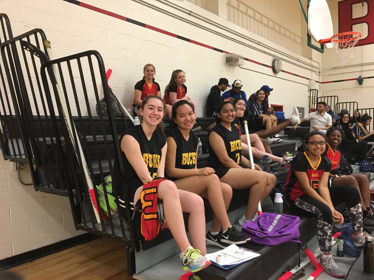 RaeArcher21's tweet image. All smiles at the BCSS Girls Floor Hockey Tournament! @YearbookBcss