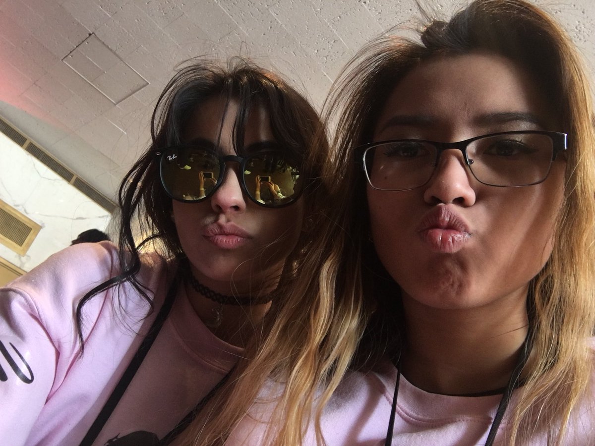 cuddlemejergi's tweet photo. #NeverBeTheSameTourToronto https://t.co/UhmAyFPO1k