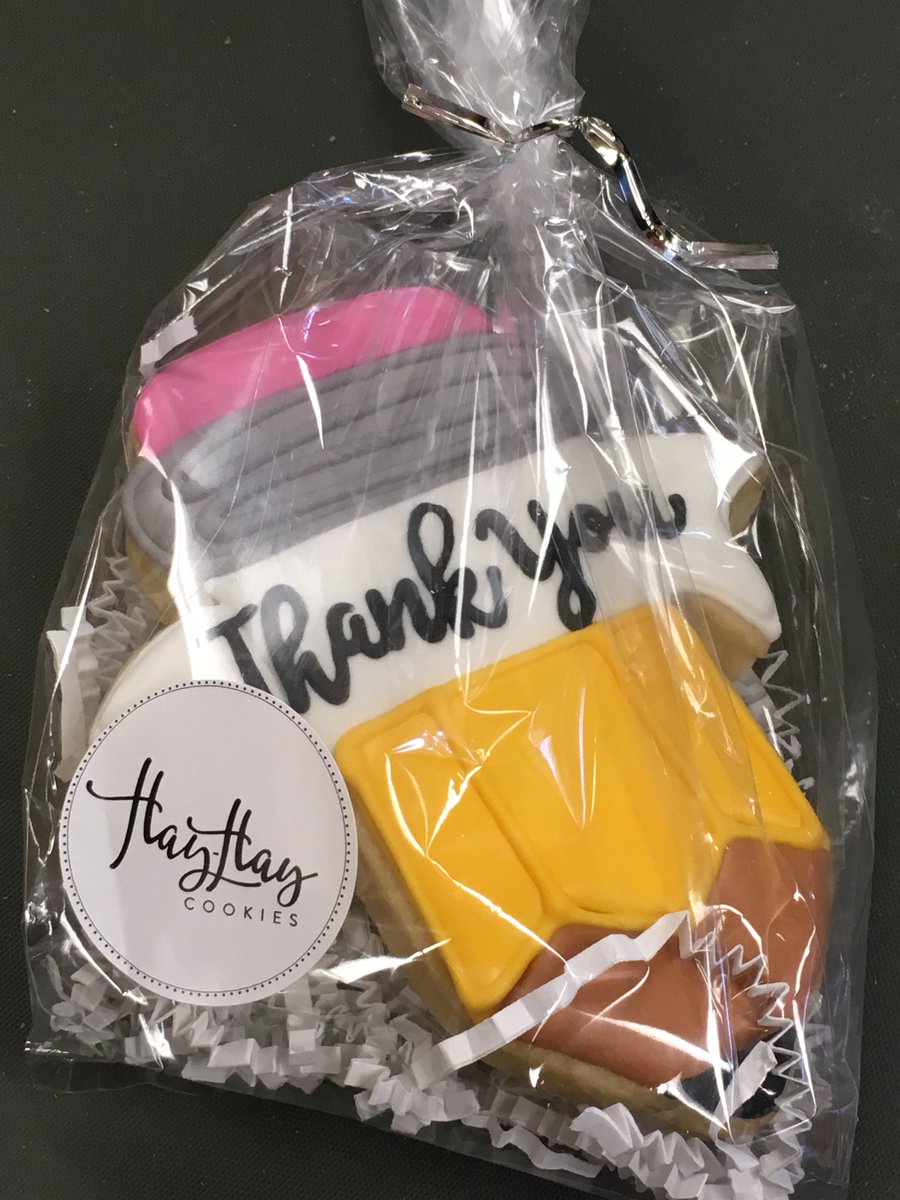 PotterGrayPride's tweet photo. Our PTO &amp; parents rock! Making us feel so special! #cultureofawesome https://t.co/OO06fNPzj1