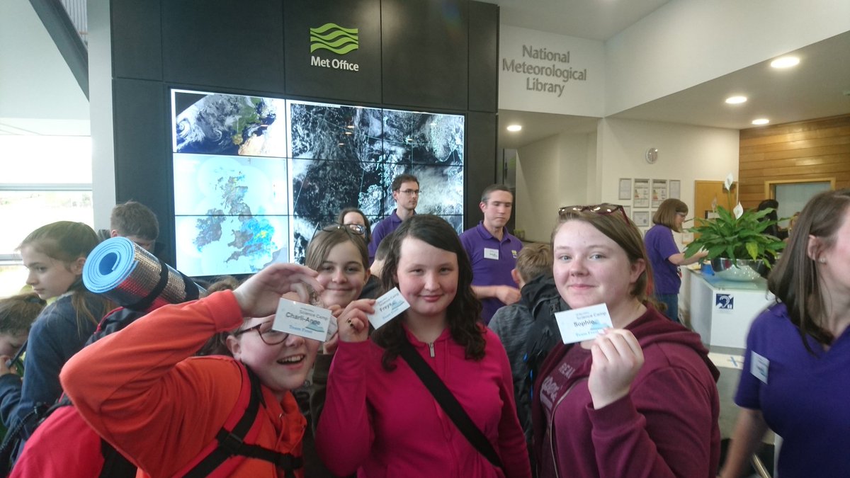 JoshWrightTech's tweet photo. We are here..a night with the met office STEM #HCCCOMPUTING #moscicamp https://t.co/DZ6bD9lIe9
