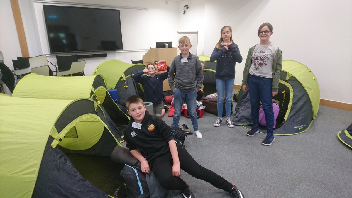 JoshWrightTech's tweet photo. We are here..a night with the met office STEM #HCCCOMPUTING #moscicamp https://t.co/DZ6bD9lIe9
