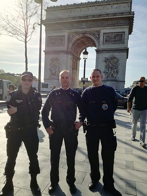 Commissariat Paris 8 tweet media