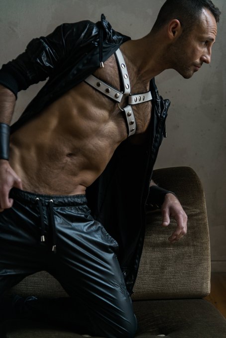 Photographer @nbenikefotos 
@L_K_4  @Dudes4Dudes @zakj500 @Aussie_Dudes @ARASOSAR @theo17110 @MachoFetishist