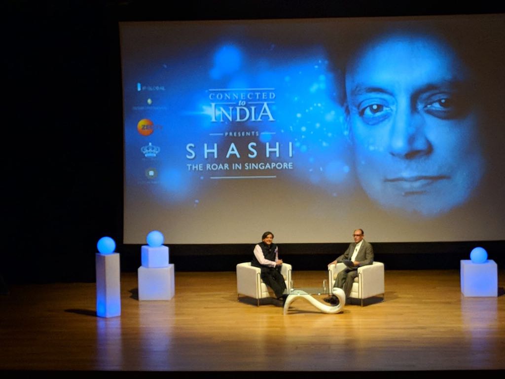 ShashiTharoor's tweet photo. Terrific session with @connected2india In Singapore &amp; a pleasure to be interviewed by my old friend Vikram Khanna of @STcom. Full house of 550 in Singapore (&amp;waitlist of 60+more) testifies to the deep interest in India. https://t.co/aAlrhjraJT