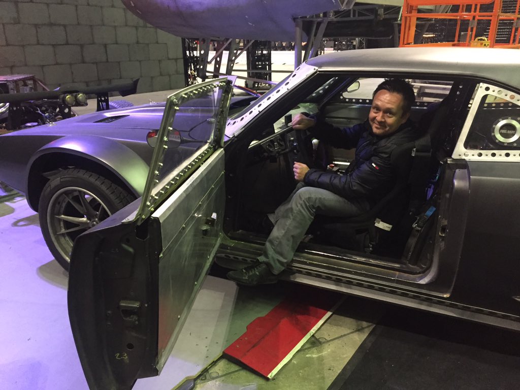 SightRightUK's tweet image. OMG! #FastandFuriousLive #SheffieldArena with @markwil147 @leewalker147 #RealAction #RealFast #ViP @BBCSnooker here to see Mark go "drifting" 😱