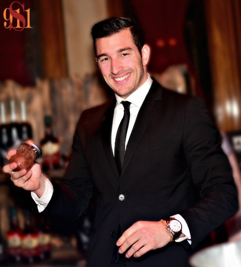 Staffing911's tweet photo. Staffing911 always has a good time working with COCHON 555 US TOUR✨📩Join our team today by signing up on our website https://t.co/ohlcSX5Yi3 or emailing us at info@staffing911.com
#event #drinks #party #actor #model #bartender #service #server #florist #chef #catering #newyork https://t.co/NSSng1F7j4