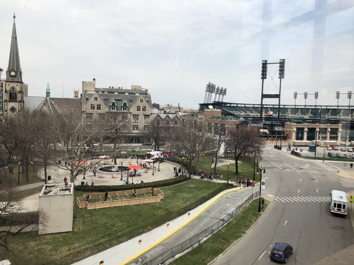 caffeinatedwes's tweet image. Just got feedback after pitching @DVPtweets 

#StartupBus