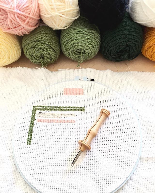 ModernBloom's tweet photo. This morning was all about sampling new yarns for thickness. I want to make your #punchneedlekit as user friendly as possible! Green has been a hard color to track down in the chunky weight, but I think we have a winner! 🏆 🏅 .
.
.
.
#abmcrafty #creat… https://t.co/MGfOepknHe https://t.co/i0RNp8MBLh