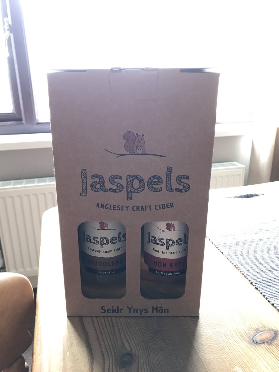 roj4084's tweet photo. Popped in to @JaspelsCider today to start stocking up ready for the long hot summer days π !! Good to see new business starting up on #Anglesey #Amlwch #supportinglocalproduce https://t.co/Od0ADvoXjd