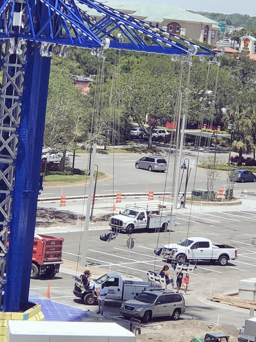 Jenn Tracker tweet media