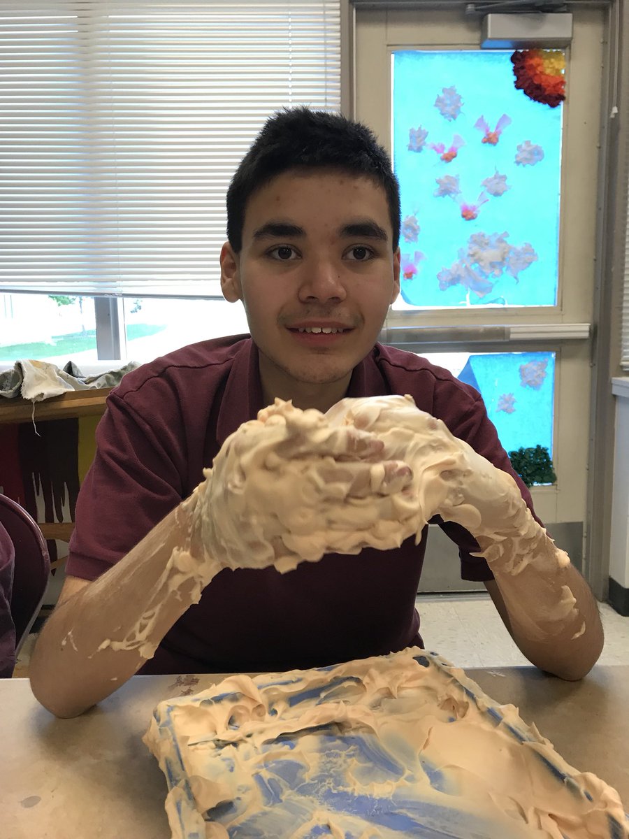 teachrad_art's tweet photo. Arts &amp; Crafts creating marbled masterpieces with shaving cream! https://t.co/tFlyGY8HBs