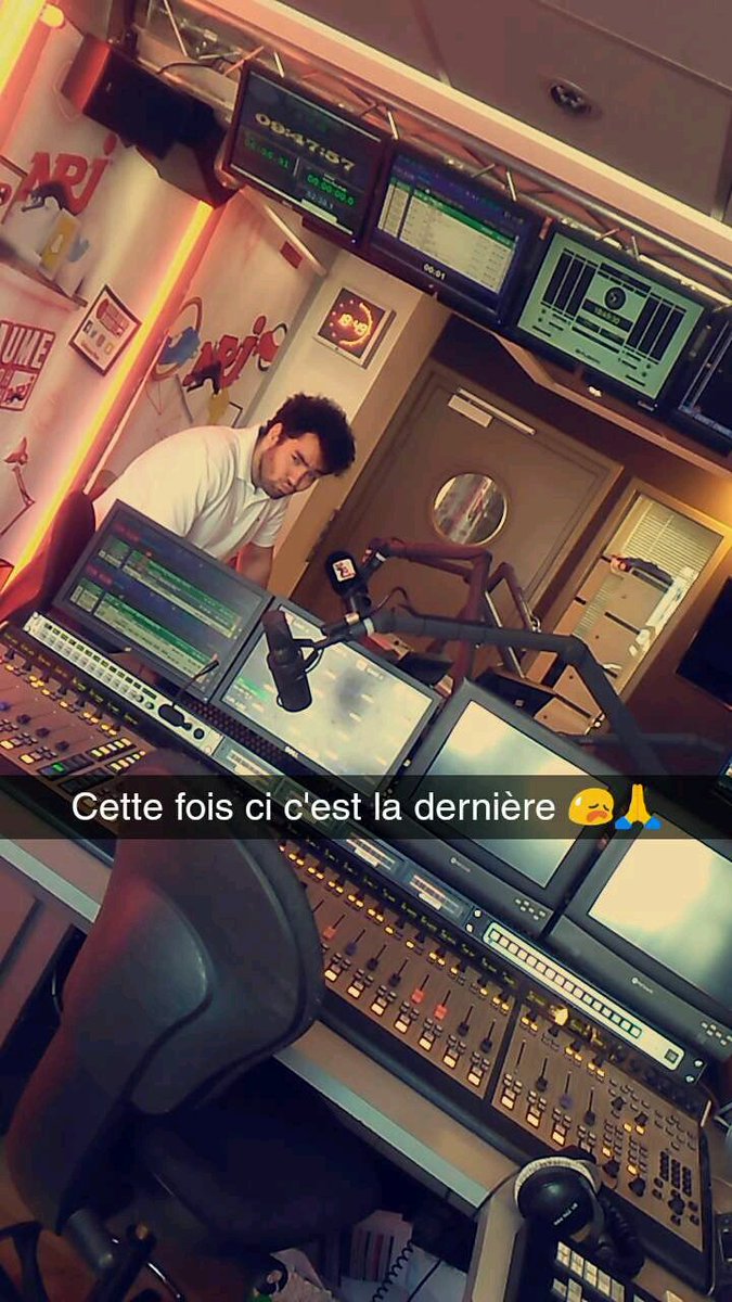 Charles_NRJ's tweet photo. #ladernieredeguillaume
C'était quand même un truc de fou!! @Jordanlapprenti  😉😘 https://t.co/WbFa9SyIFl