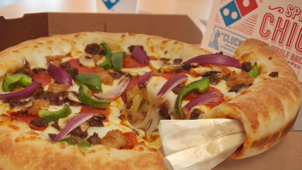 TheOnion's tweet photo. Dominos Unveils Napkin-Stuffed Pizza Crust https://t.co/gHQyzPIJJc https://t.co/vjBTYMRjZy