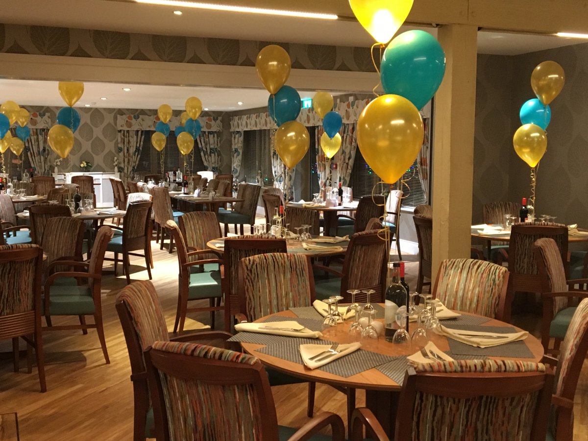 RVNantwich's tweet photo. Delighted to be hosting a #hotpotsupper & #quiz in aid of @nantwichfoodies & @stmarysnantwich tonight in our gorgeous Garden Room. Comfortably seating 120 could this be your next venue? #meetings #fundraising #Dance https://t.co/YXiHHcFhbA