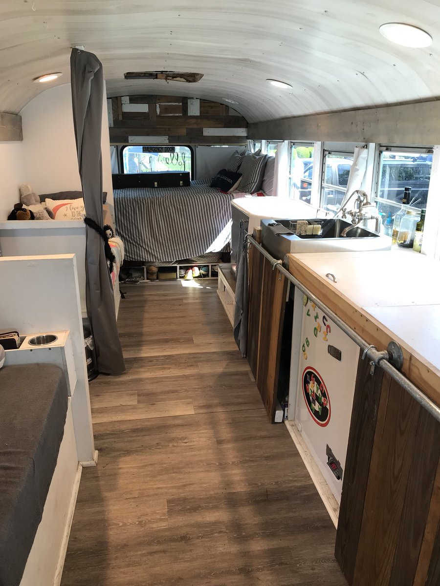 Carrie Lynn Morris tweet media