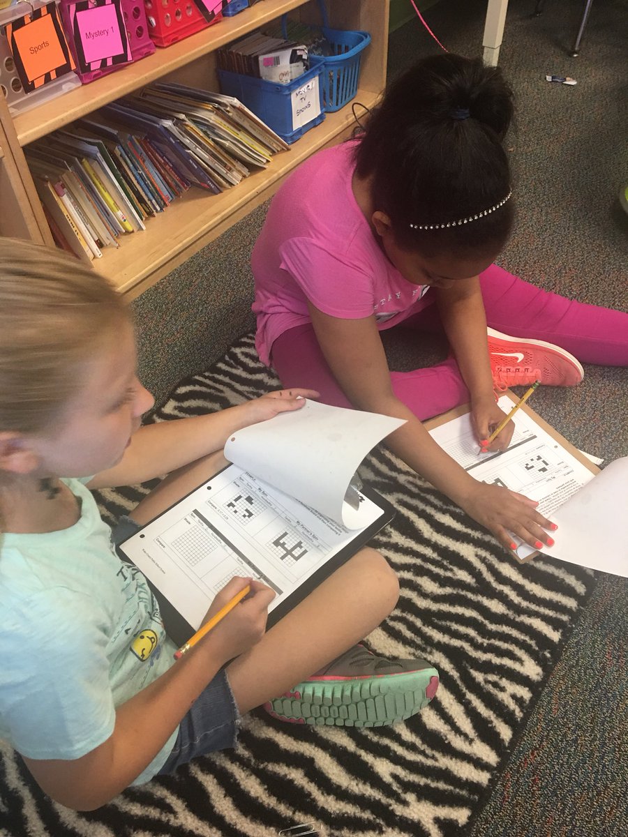 AtkinsAllstars's tweet photo. Nothing like a little friendly competition on a beautiful Friday! #ComparingDecimals #DecimalsAreFun #AtkinsAwesomeAchievers https://t.co/bG4VoqHJRK