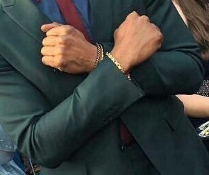 9nine0625's tweet image. สีหน้าพี่แชดแบบ "กูจะต้องทำท่านี้ไปตลอดชีวิตใช่มั้ย"