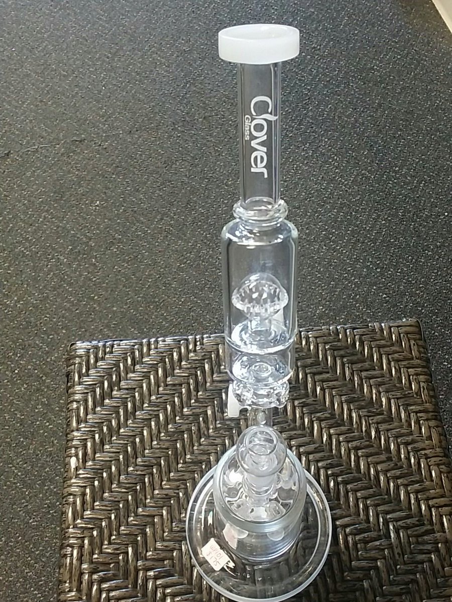 RollersGallery's tweet photo. Custom Microscope Clover Glass Piece https://t.co/er5p7w3vNe