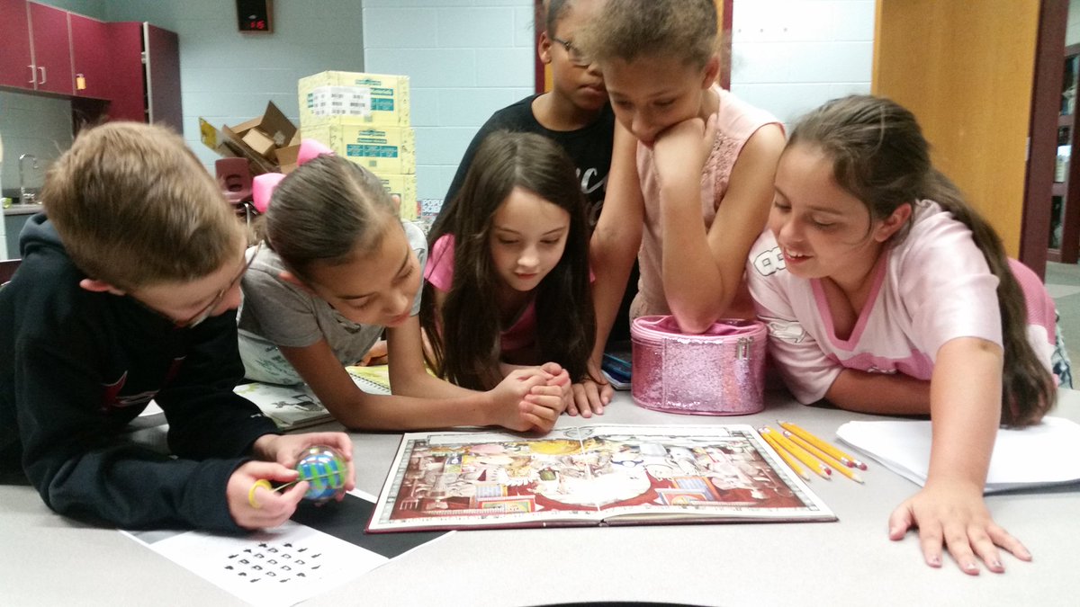 Williamson_CCES's tweet photo. Who ate the feast? Such a great book! They are hooked! #iamcucps #graemebase #11thhour https://t.co/HaPVqROrE1