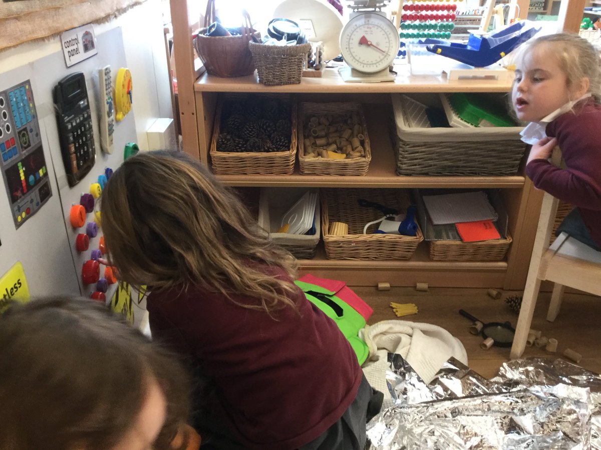 ClevesCross's tweet photo. Reception Class have had a busy week exploring and investigating space. Some of us wrote questions to send to Tim Peake and we tried space food- freeze dried strawberries and chocolate chip ice cream. https://t.co/kzSzOLfT1S