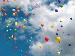 مساء الخير
لأفراحنا الصغيرة لضحكاتنا ،لكل الأشخاص الذين جعلوا حياتنا أجمل.🎈🎈🎈🎈🎈🎈🎈🎈🎈
اللهم صل وسلم على محمد🎈🎈🎈🎈🎈🎈