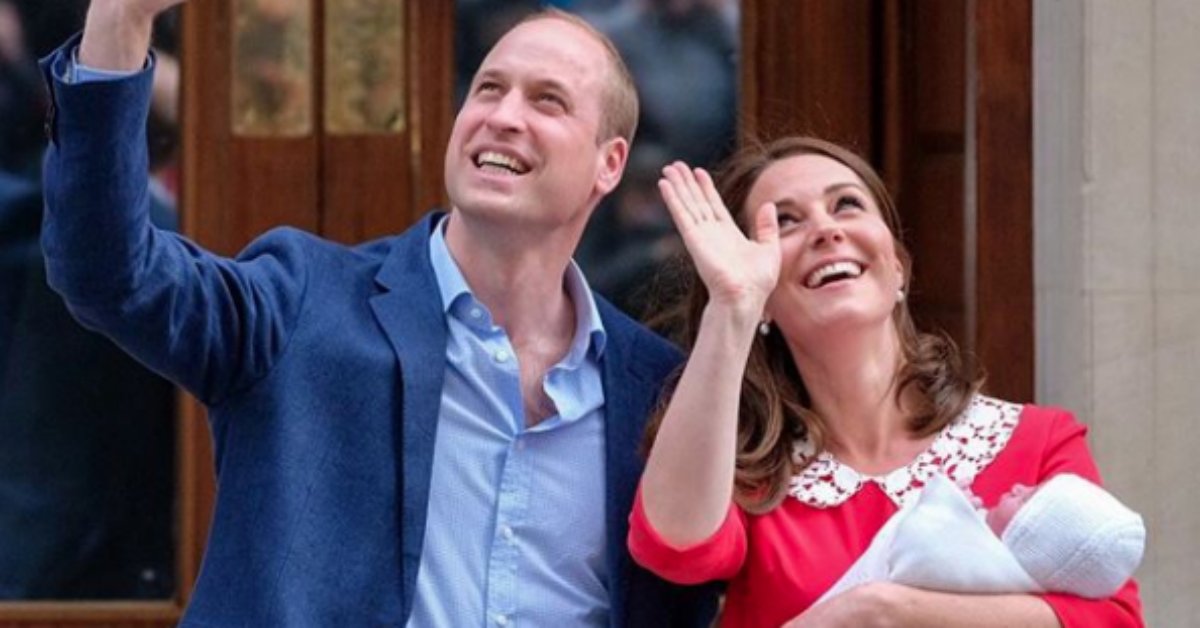 parents's tweet image. Prince William and Kate Middleton reveal their royal baby boy's name! ow.ly/AFHo50hbT5m